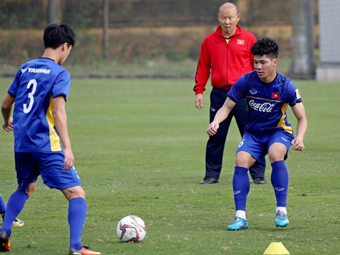 Chính thức! Đội hình Việt Nam đấu Triều Tiên: Cặp hậu vệ mới toanh - Bóng Đá