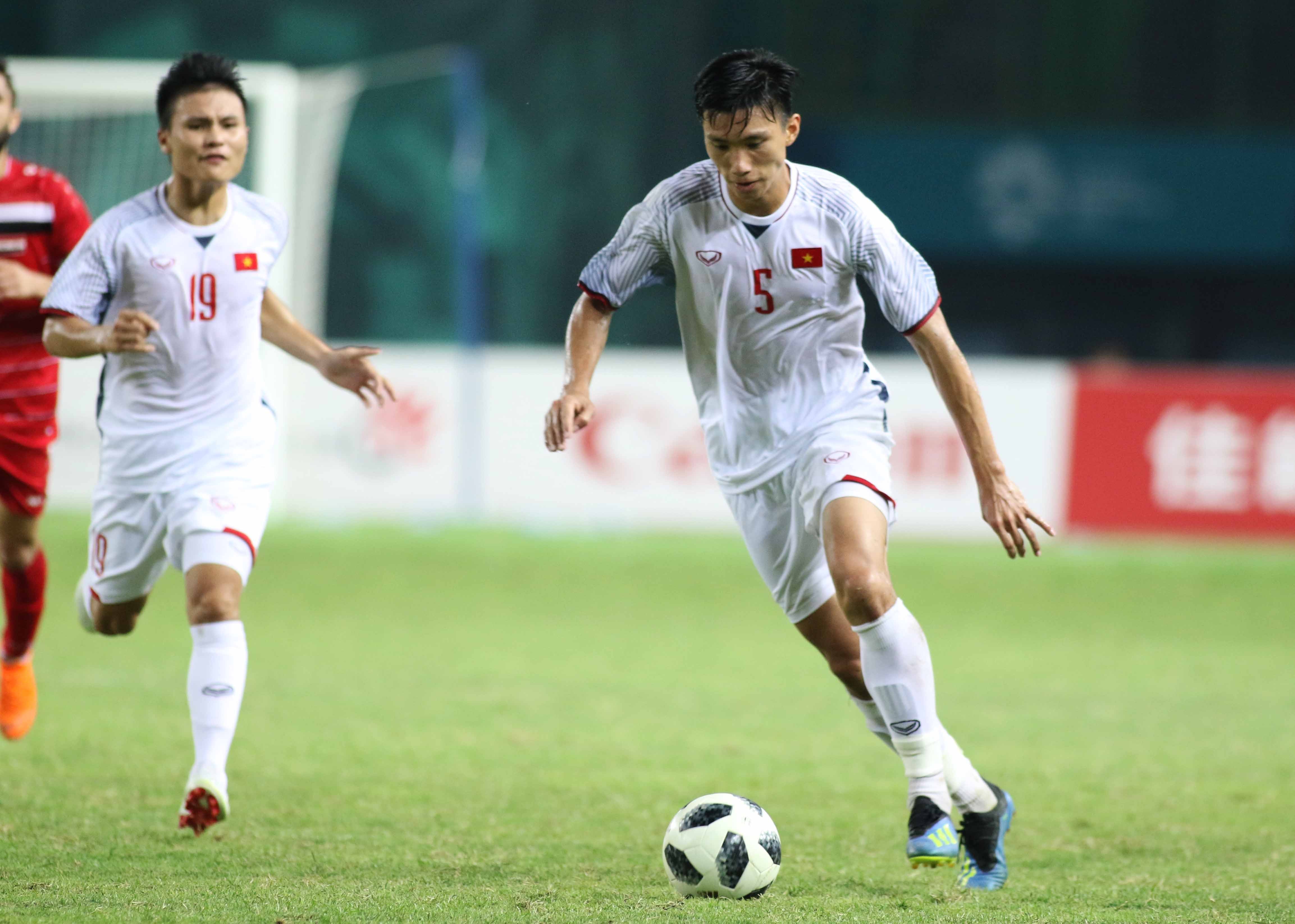 TRỰC TIẾP ĐT Lào 0-1 ĐT Việt Nam: Công Phượng ghi bàn - Bóng Đá