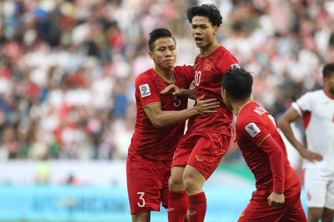 Trực tiếp ĐT Việt Nam 1-1 Jordan (H2): Sắc đỏ ồ ạt tấn công - Bóng Đá