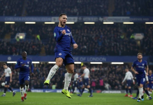 Giroud phung phí cơ hội, Higuain căng thẳng thấy rõ - Bóng Đá