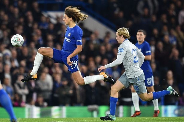 Nghẹt thở 2 bàn phút bù giờ, Chelsea loại Everton khỏi League Cup - Bóng Đá