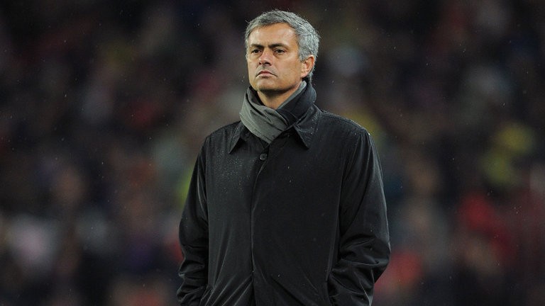 Điểm tin sáng 17/10: Với Mourinho, M.U đừng mơ vô địch; Chelsea săn tiền đạo - Bóng Đá