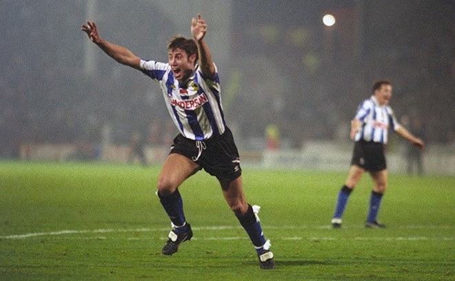 7 trung vệ có thể thay thế tiền đạo cắm khi cần - Bóng Đá