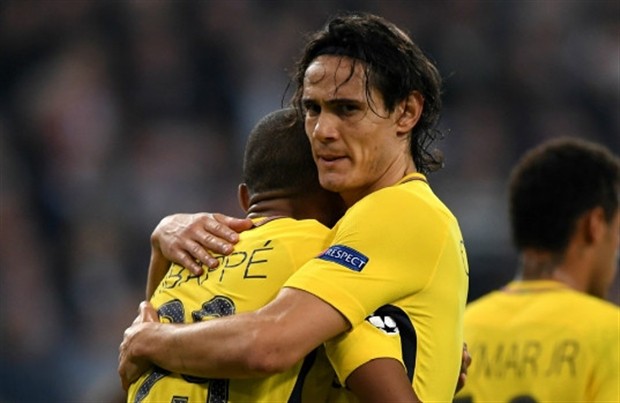Lịch sử chỉ 2 cựu sao Man Utd làm được, ai còn dám chê Cavani? - Bóng Đá