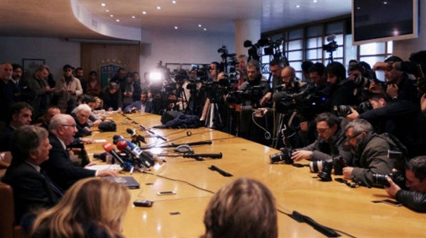 Họp báo căng thẳng, ông Tavecchio rời ghế chủ tịch FIGC - Bóng Đá