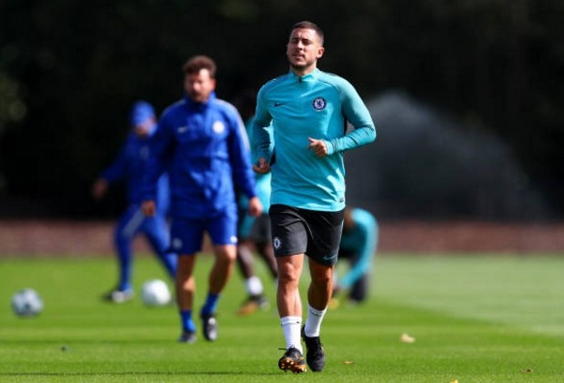 Tương lai chưa rõ, Sanchez và Ozil vẫn rất kiệm lời trên sân tập của Arsenal - Bóng Đá