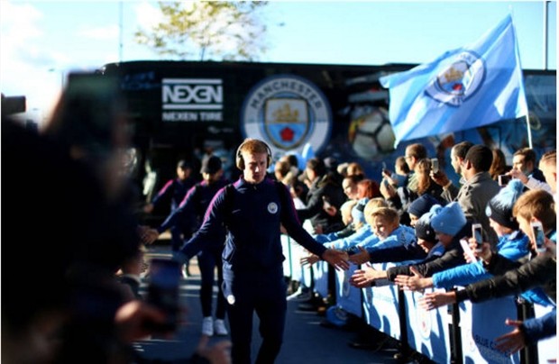 Fan Man City càng háo hức, Guaridola và các học trò càng lo  - Bóng Đá