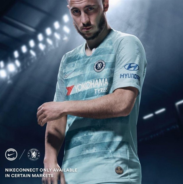 Áo mới Chelsea, nội dung ẩn phải dùng điện thoại mới thấy - Bóng Đá