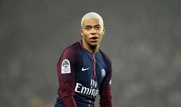  Cặp kè cùng đồng hương, Neymar bỏ rơi Mbappe - Bóng Đá