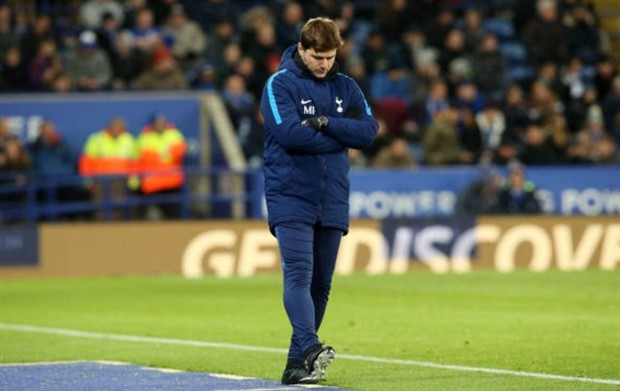 Pochettino chỉ biết cuối đầu trước phong độ đi xuống của Tottenham - Bóng Đá