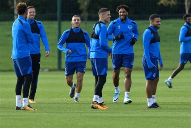 Khủng hoảng chưa qua, nhưng tiếng cười đã trở lại sân tập Everton - Bóng Đá
