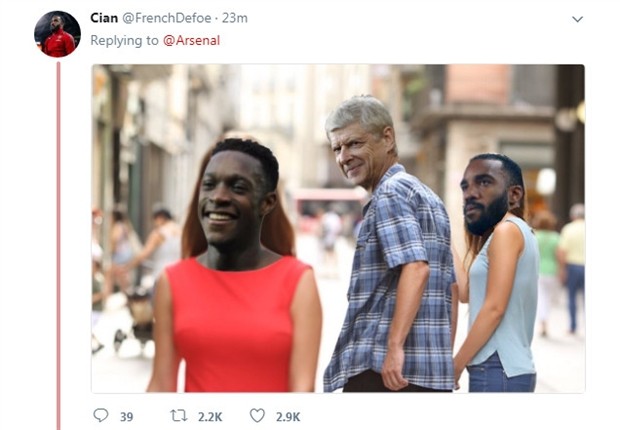 Đấu Liverpool, 'Thánh lốp' Welbeck lấy chỗ của Lacazette - Bóng Đá