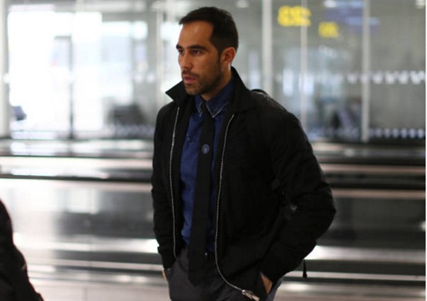 Đặt chân tới Napoli, Aguero 'khác biệt' với phần còn lại - Bóng Đá