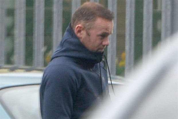 Rooney kiệm lời trong ngày đầu làm công ích  - Bóng Đá