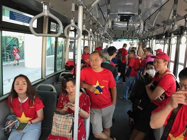 Courtois hạ bệ De Gea, trò hề của FIFA? - Bóng Đá