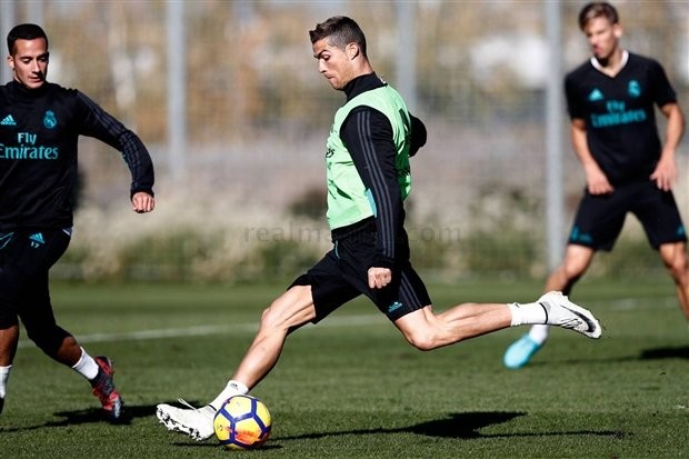 Cristiano Ronaldo: Ngày rời Real đã rất gần! - Bóng Đá