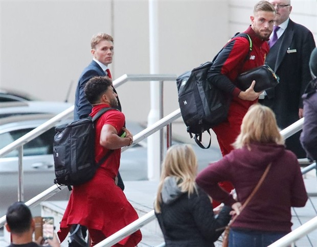 Liverpool 'không Coutinho' đã có mặt tại Manchester  - Bóng Đá