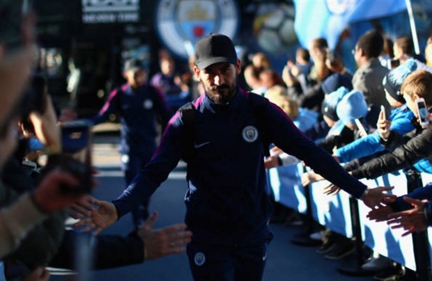 Fan Man City càng háo hức, Guaridola và các học trò càng lo  - Bóng Đá