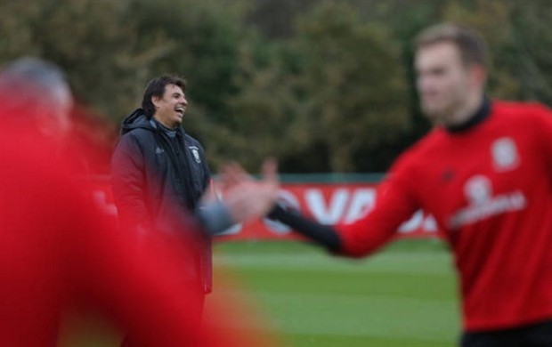 Không dự World Cup, dàn sao Xứ Wales vẫn vui vẻ ngày gặp lại - Bóng Đá