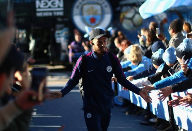 Fan Man City càng háo hức, Guaridola và các học trò càng lo  - Bóng Đá