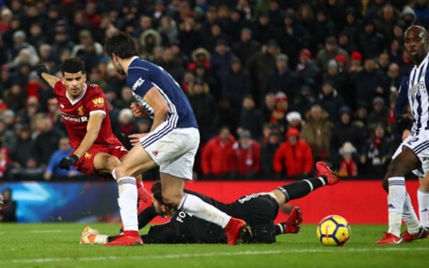 Klopp 'bám riết' trọng tài vì Liverpool bị từ chối bàn thắng - Bóng Đá