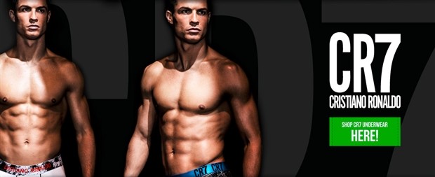 Ra mắt mẫu đồ lót mới, Ronaldo để lộ body siêu chuẩn  - Bóng Đá