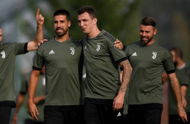 Không còn kỷ lục, Juventus vẫn tự tin trở lại Champions League - Bóng Đá