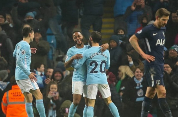 Guaridola cố gắng kìm nén niềm vui sau khi 'hủy diệt' Tottenham - Bóng Đá