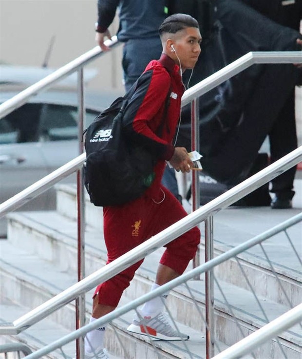 Liverpool 'không Coutinho' đã có mặt tại Manchester  - Bóng Đá