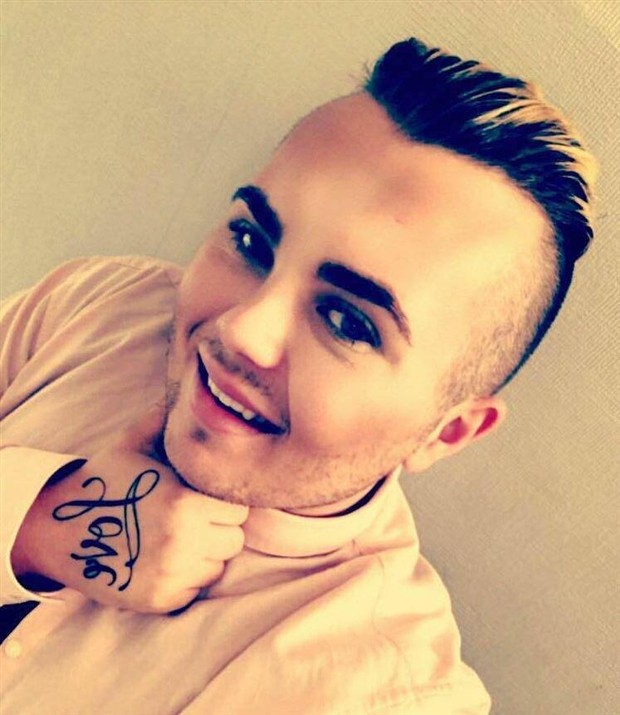 Vì muốn thành Beckham, fan cuồng mất tiền và suýt mất luôn mạng - Bóng Đá