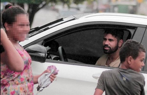 Sốc: Diego Costa vẫn đang ở Brazil? - Bóng Đá