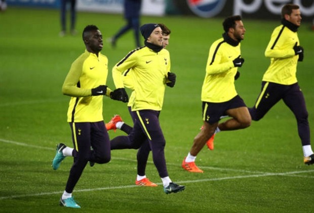 Bỏ lại nỗi đau Derby, Tottenham giờ chỉ biết có Dortmund - Bóng Đá