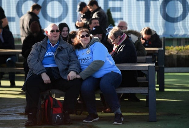 Fan Man City càng háo hức, Guaridola và các học trò càng lo  - Bóng Đá