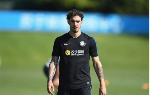 Icardi 'nhăn nhó' tập luyện sau ngày ra quân tệ hại - Bóng Đá