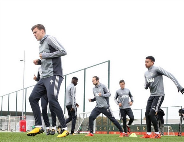 Bỏ lại nghi án chấn thương, Rashford tươi như hoa trên sân tập của Man Utd - Bóng Đá