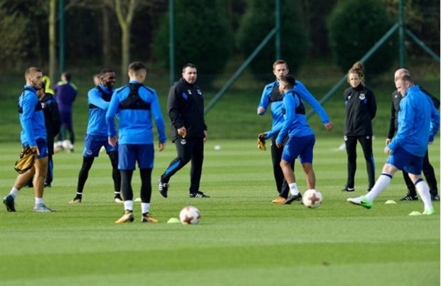 Khủng hoảng chưa qua, nhưng tiếng cười đã trở lại sân tập Everton - Bóng Đá