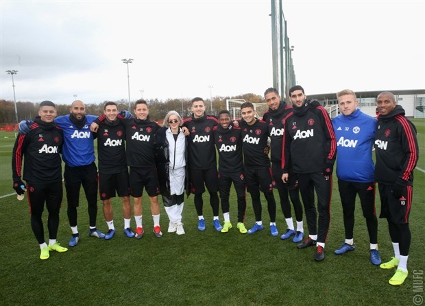 Paul Woolston: Gương mặt lạ trên sân tập của Man Utd là ai? - Bóng Đá