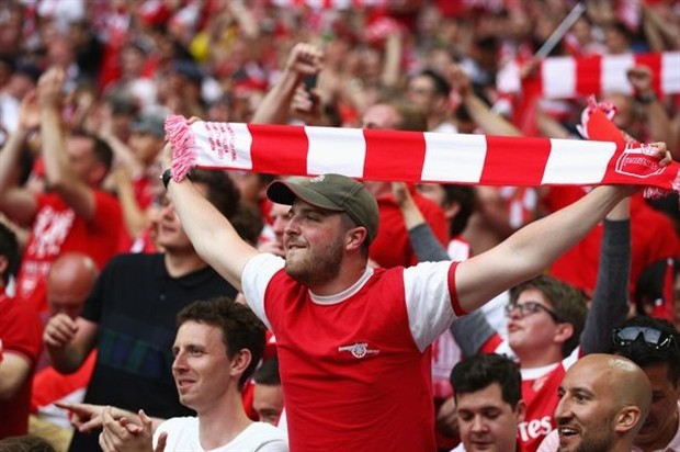 Man Utd lọt vào nhóm những đội bóng hút máu fan 'ghê' nhất NHA - Bóng Đá