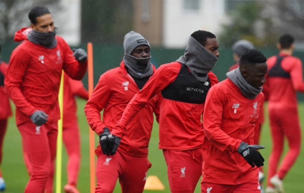 Dàn sao Liverpool co rúm trước ngày tái ngộ PSG - Bóng Đá