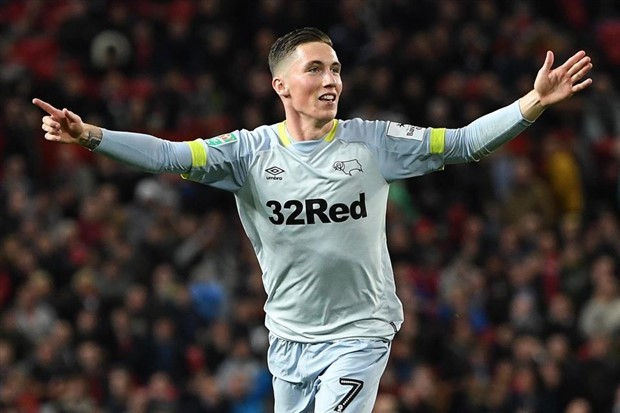 CĐV Liverpool phát sốt với phiên bản mới của Torres - Bóng Đá