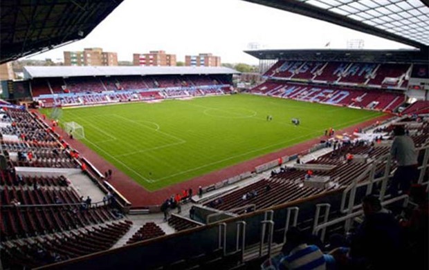 Những SVĐ lừng lẫy một thời đã không còn tồn tại ở Anh - Bóng Đá