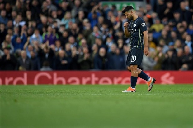 Aguero bị phát hiện 'thác loạn' tại Mỹ cùng gái lạ - Bóng Đá