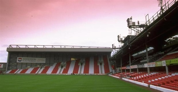 Những SVĐ lừng lẫy một thời đã không còn tồn tại ở Anh - Bóng Đá