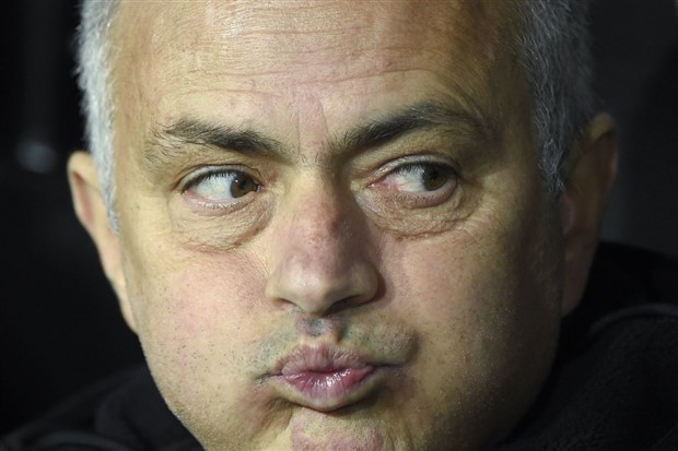 Những con số thảm bại của Mourinho tại Man Utd - Bóng Đá