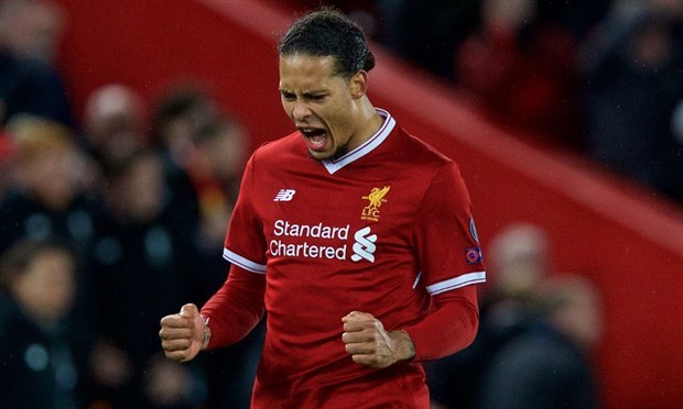 Ngày này năm xưa, Van Dijk 'đốt tiền' của Liverpool - Bóng Đá