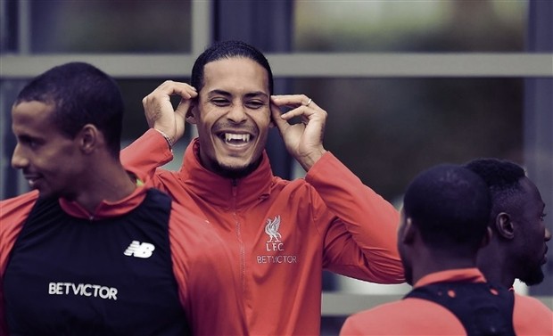 Loạt ảnh mừng Halloween rùng rợn của Liverpool - Bóng Đá