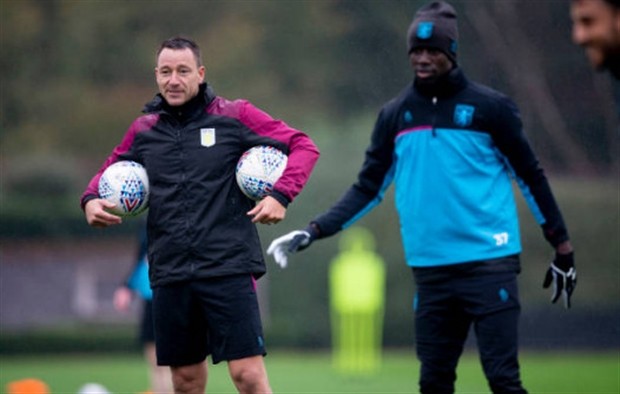 Huyền thoại của Chelsea rạng rỡ trong vai trò mới tại Aston Villa - Bóng Đá