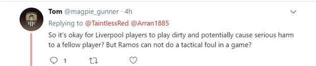 Lovren cho Ramos 'ăn chỏ', fan Liverpool tranh cãi gay gắt - Bóng Đá