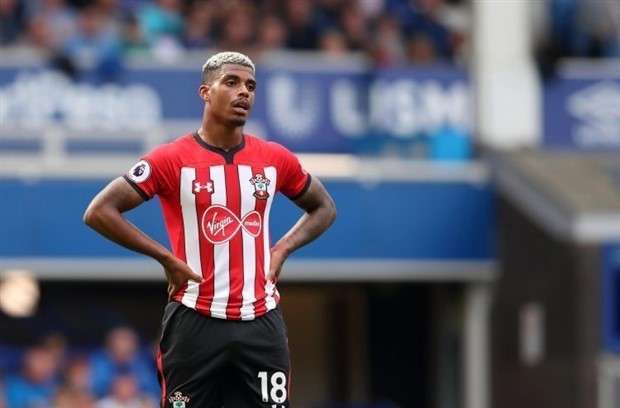 Những cầu thủ 'tịt ngòi' dù châm sút nhất Premier League - Bóng Đá