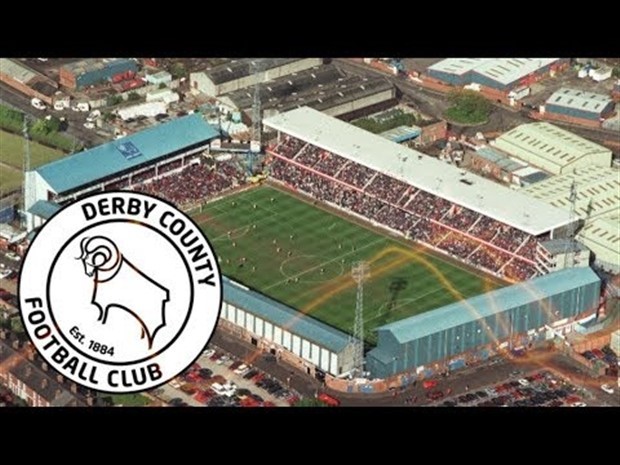 Những SVĐ lừng lẫy một thời đã không còn tồn tại ở Anh - Bóng Đá